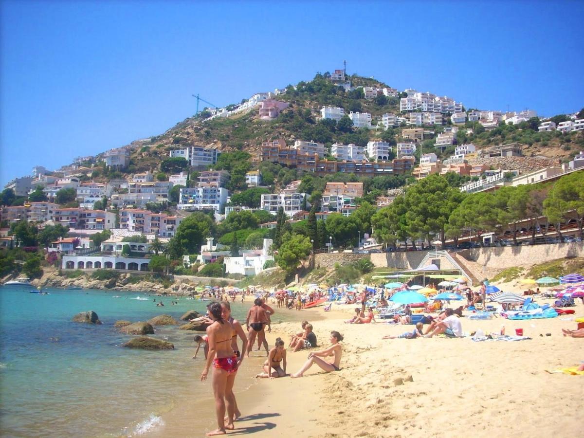 Apartment Apart-rent Francesc Macia 2003 *