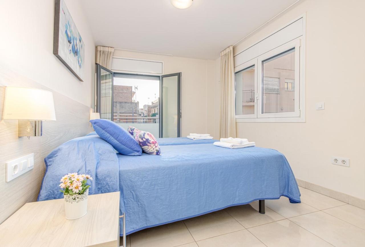 Apartment Apart-rent Francesc Macia 2003 *